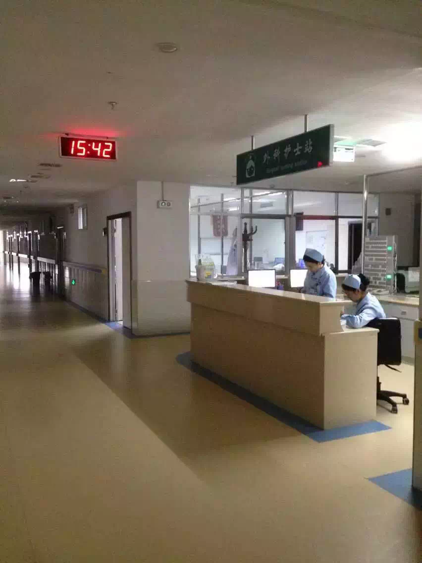 騰方醫(yī)院專用同質透心PVC地板